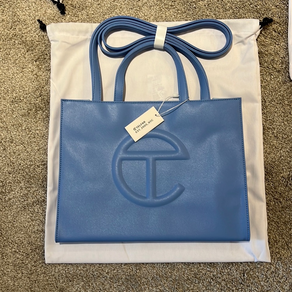 MEDIUM. CERLUEAN SHOPPING BAG